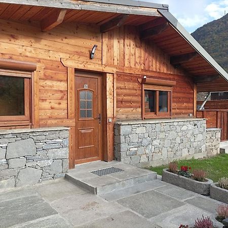 Joli Appart Terrasse Et Jardinet Albertville Exteriör bild
